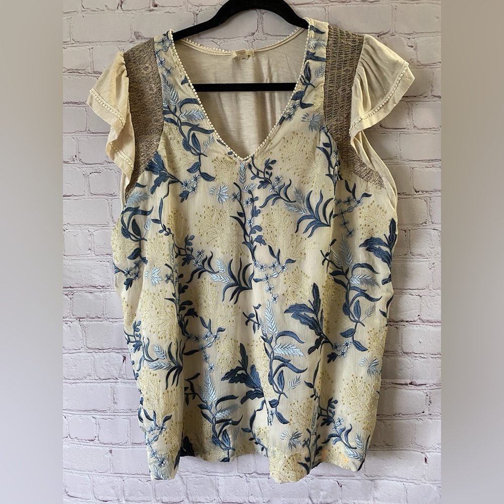 Like New Anthropologie Tiny Embroidered Blouse